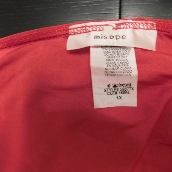 Red Halter Tie Neck - 1X - BRAND NEW - Picture 5 of 5